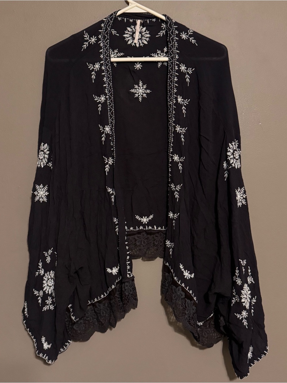 Free People Embroidered Lace Kimono Washed Black Boho Hippie Festival Gypsy Sm